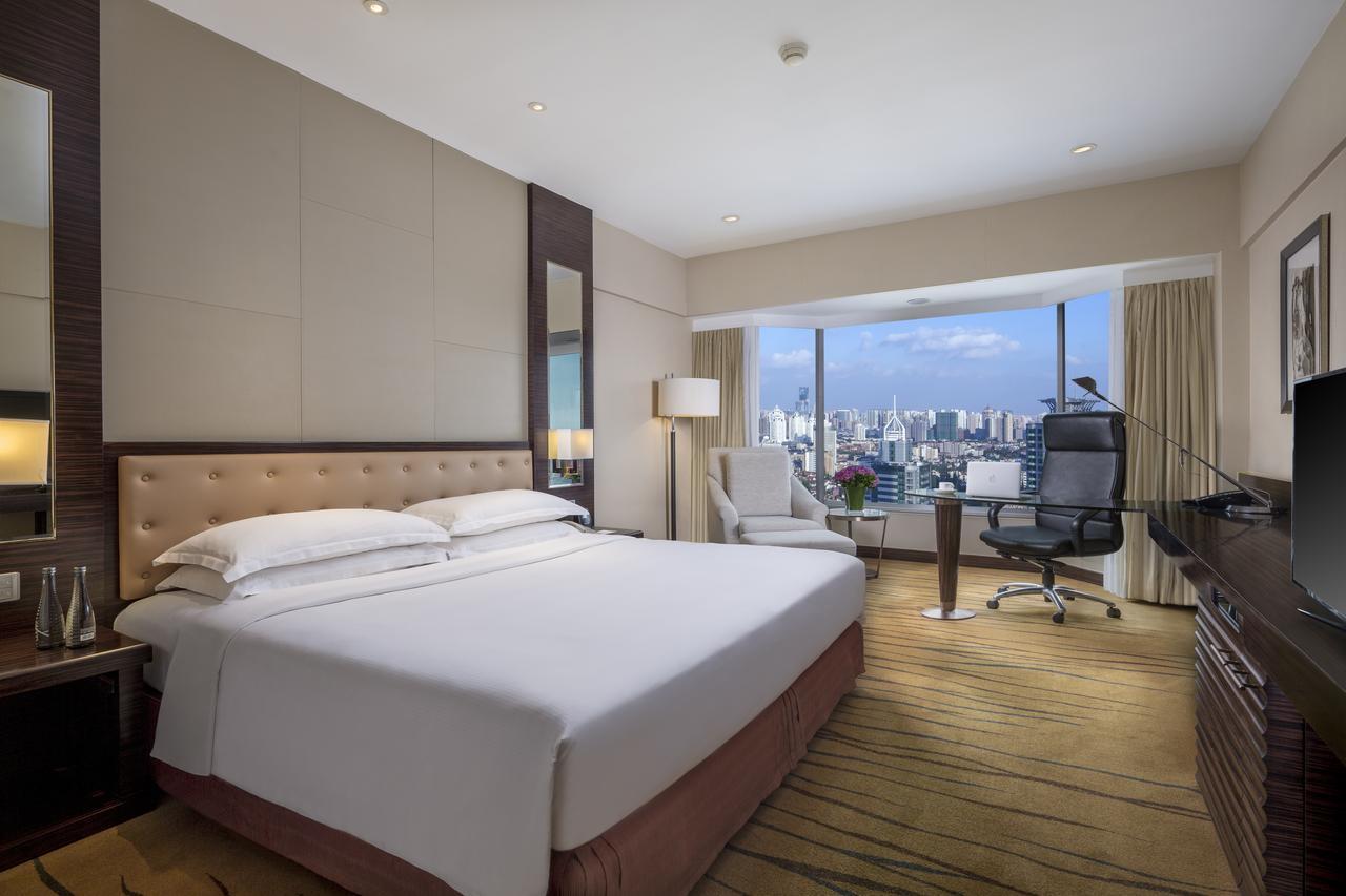 The Kunlun Jing An Hotel Шанхай Екстериор снимка